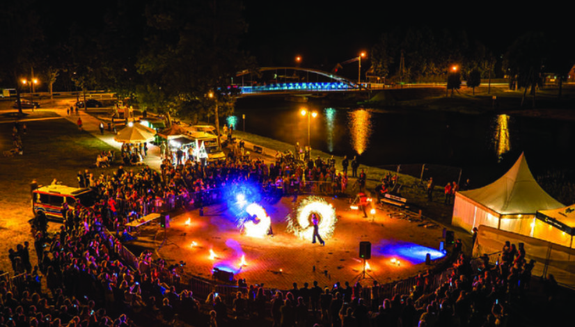 Może być zdjęciem przedstawiającym tekst „NR 174: Gazeta Wasilkowska CZASOPISMO SPOŁECZNO-KULTURALNE GMINY WASILKÓW w numerze: Wywiad Januszem Kozłowskim Przewodniczącym Rady Miejskiej W Wasilkowie kadencji 2024-2029, Czy samorząd jest dla kobiet?, Nowa edycja programu Czyste Powietrze, Nowe sprzęty pojazdy zasiliły zasób gminy”.